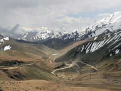 31 View From The Chiragsaldi Pass 4994m Towards Mazar On Highway 219 On The Way To Yilik.jpg